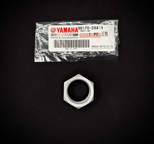 Top yoke steering - yoke, nut